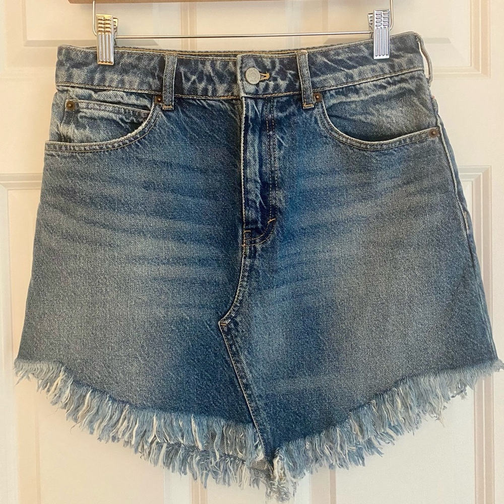 NWT Size 27 Free People “We the Free” denim fringe mini skirt